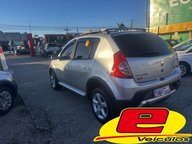 SANDERO STEPWAY 1.6