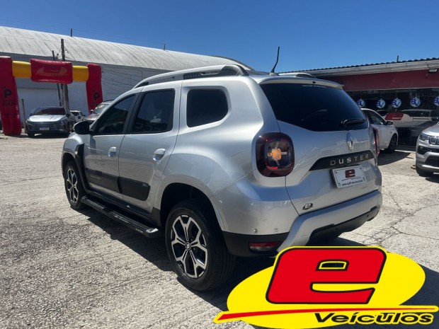 DUSTER ICONIC 1.6 CVT